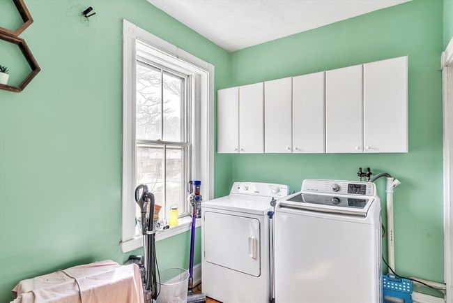 APT-2 - 1891 Beacon St, Condo with 3 bedrooms, 2 bathrooms and 2 parking in Brookline MA | Image 9