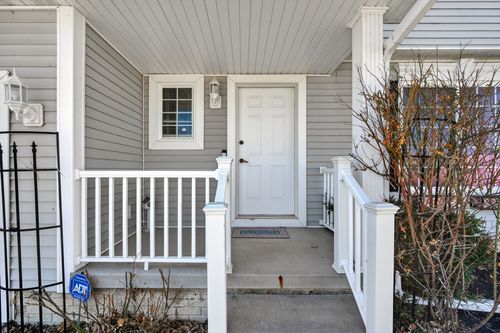 6144 Nw 49th St, Johnston, IA, 50131-1102 | Card Image