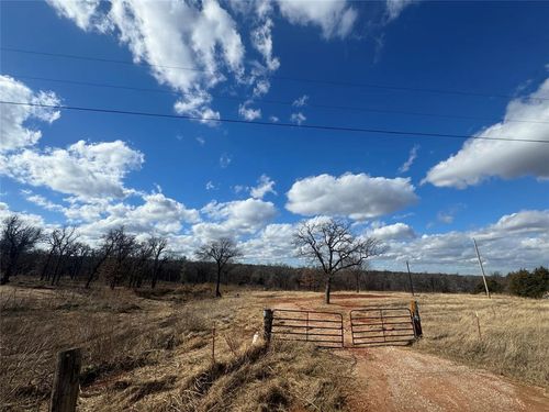 665 Autumn Woods Farm Rd, Coyle, OK, 73027-2100 | Card Image