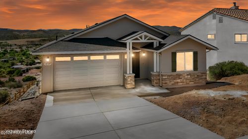 1949 Ventnor Cir, Prescott, AZ, 86301-5595 | Card Image