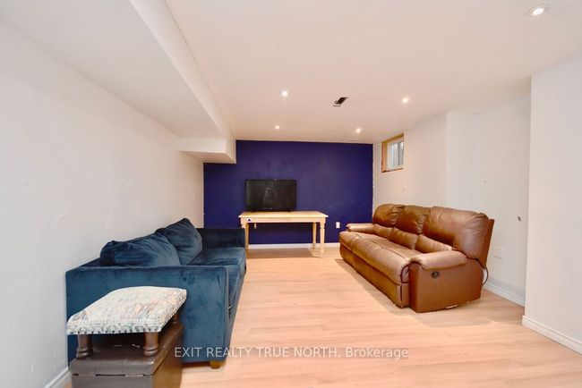 66 Willow Landing Rd, House other with 4 bedrooms, 3 bathrooms and 6 parking in Midhurst ON | Image 28