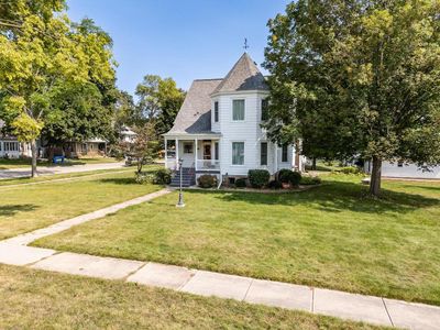 1120 Ash Street, House other with 4 bedrooms, 2 bathrooms and null parking in Baraboo WI | Image 2