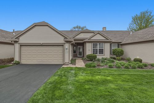 13706 Briargate Dr, Huntley, IL, 60142-7847 | Card Image