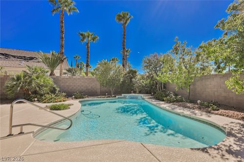 1409 Romanesca Dr, Henderson, NV, 89052-5517 | Card Image