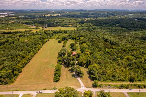 5389 Beckwith Rd, Mount Juliet, TN, 37122-4811 | Card Image
