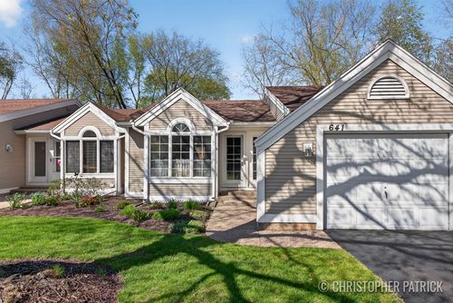 641 Appletree Dr, Holland, MI, 49423-5440 | Card Image