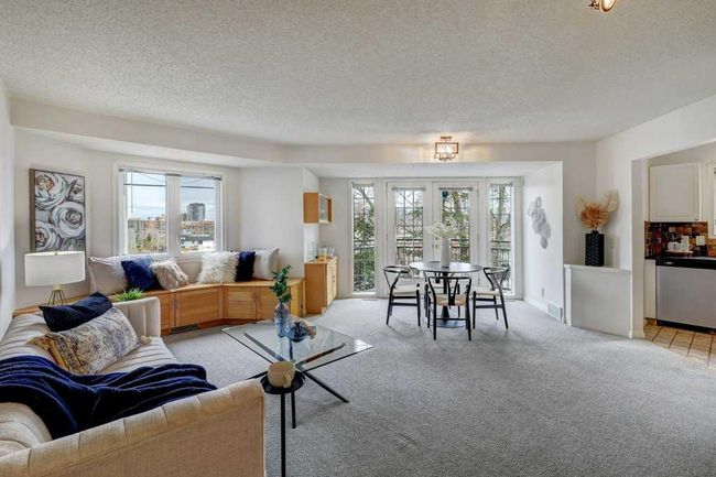 1405 22 Avenue Sw, Home with 2 bedrooms, 2 bathrooms and 2 parking in Calgary AB | Image 1