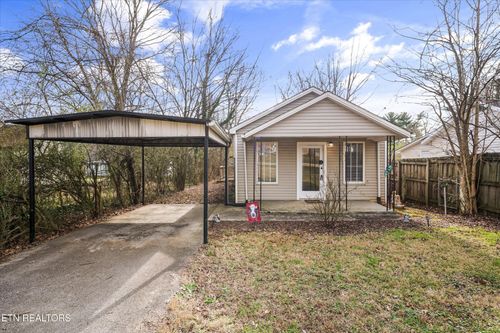 2417 Mentor Rd, Louisville, TN, 37777-3925 | Card Image