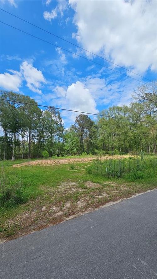 26370 Twin Oaks Rd, Patton Village, TX, 77372-5744 | Card Image