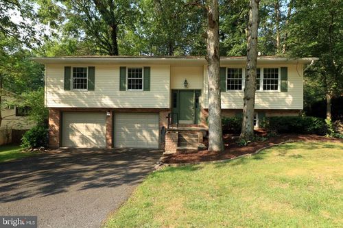 622 Old Farm Ln, State College, PA, 16803-3312 | Card Image