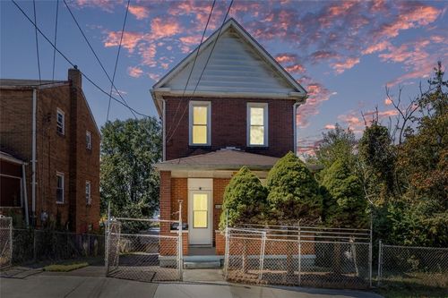 908 North Ave, Braddock, PA, 15104-2520 | Card Image