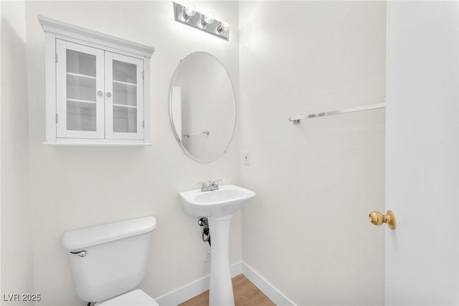 2563 Land Rush Dr, Townhouse with 2 bedrooms, 3 bathrooms and null parking in Henderson NV | Image 14