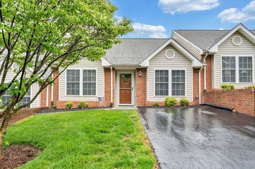 322 Cypress St, Salem, VA, 24153 | Card Image