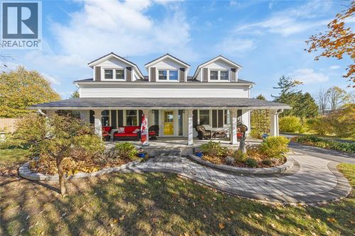 1266 St Clair Pky, Courtright, ON, N0N1H0 | Card Image