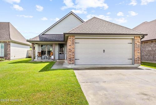 131 Rue Village Rd, Maurice, LA, 70555-3453 | Card Image