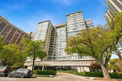 18m-3430 N Lake Shore Dr, Chicago, IL, 60657-2842 | Card Image