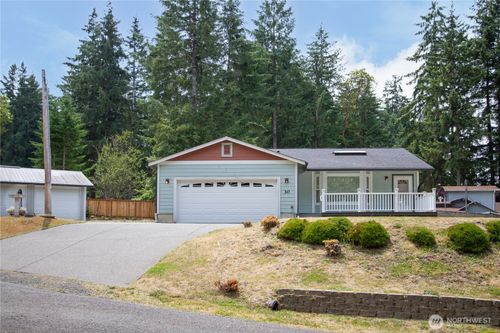 30 E Case Pl E, Shelton, WA, 98584-9028 | Card Image