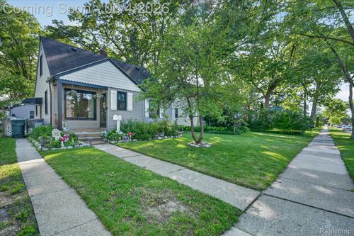 22729 Cleveland St, Dearborn, MI, 48124-3420 | Card Image