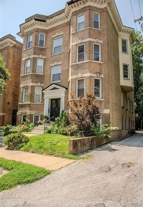 1n-411 N Newstead Ave, Saint Louis, MO, 63108-2655 | Card Image