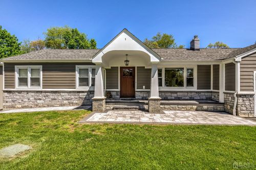 11 Seneca Lake Ter, Sparta, NJ, 07871-2838 | Card Image