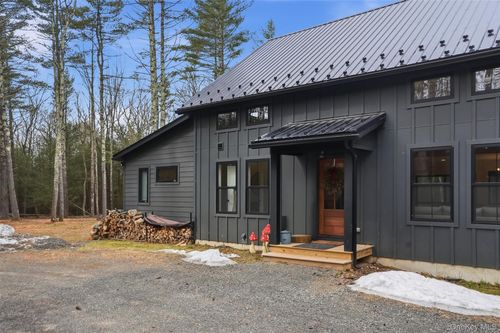 14 Tetta Ln, Olivebridge, NY, 12461-5148 | Card Image