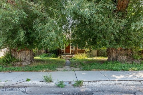 323 S G St, Livingston, MT, 59047-3605 | Card Image