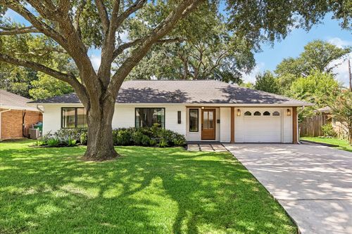 2319 Cheshire Ln, Houston, TX, 77018-4022 | Card Image