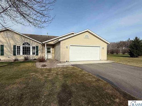 2057 Black Squirrel Trl, North Mankato, MN, 56003-1715 | Card Image