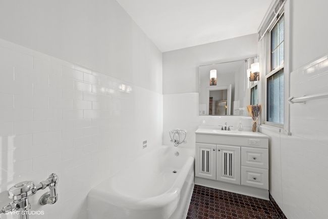 APT-10A - 5000 S East End Ave, Home with 3 bedrooms, 3 bathrooms and 1 parking in CHICAGO IL | Image 19