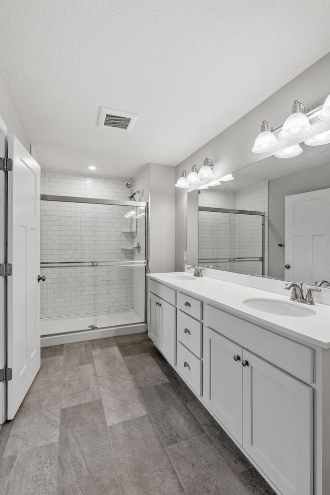 En-suite primary bathroom | Image 46