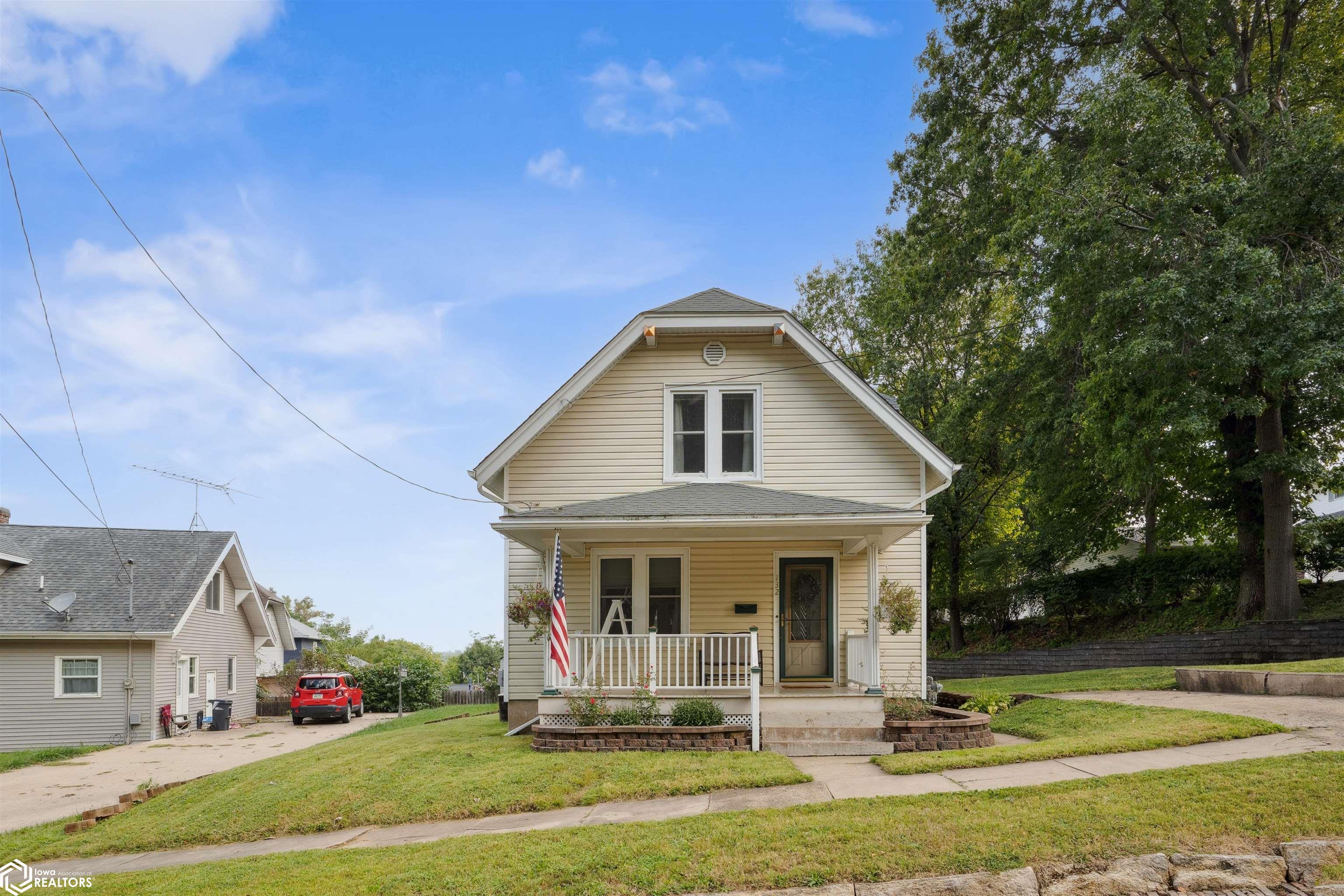 Polk St, Burlington, IA 52601