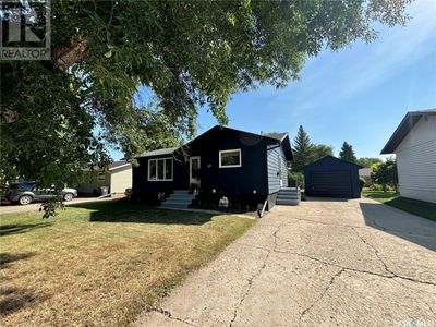 37 Canwood Cres, House other with 3 bedrooms, 1 bathrooms and null parking in Yorkton SK | Image 2