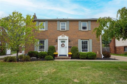 260 Carpenter Ave, Buffalo, NY, 14223-1809 | Card Image