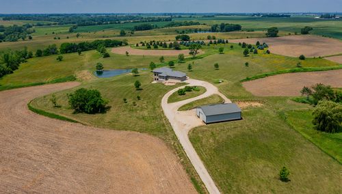 1271 Old Portland Rd, Van Meter, IA, 50261-8585 | Card Image