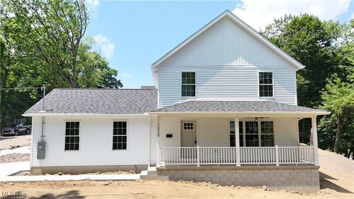 1008 Cliffview Dr, Youngstown, OH, 44514 | Card Image