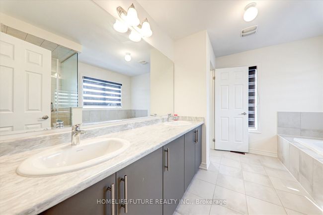 1345 Apollo St, House other with 4 bedrooms, 3 bathrooms and 4 parking in Oshawa ON | Image 26