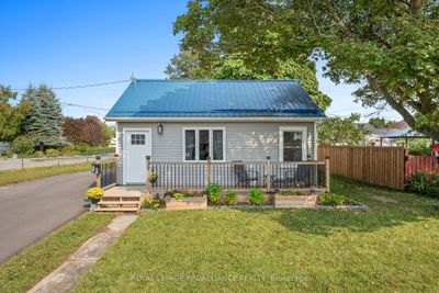 22 Johnson Rd, House other with 2 bedrooms, 1 bathrooms and 4 parking in Trenton ON | Image 1