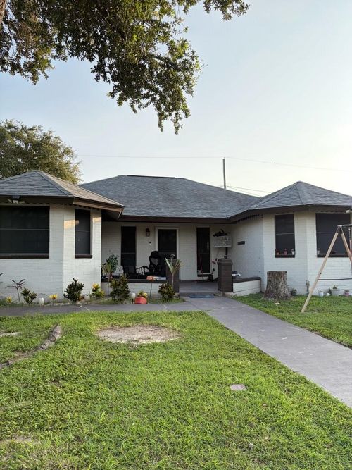 2327 Camelot Dr, Weslaco, TX, 78596 | Card Image