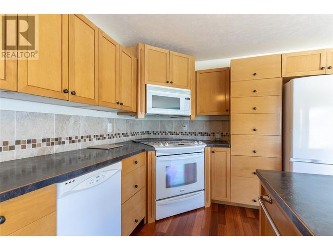 1396 Semlin Dr, House other with 5 bedrooms, 3 bathrooms and 2 parking in Cache Creek BC | Image 14