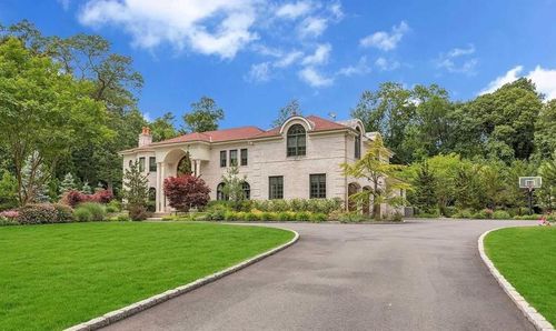11 Black Rock Rd, Glen Head, NY, 11545-3301 | Card Image