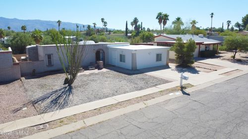 532 N Chalet Ave, Tucson, AZ, 85748-3341 | Card Image