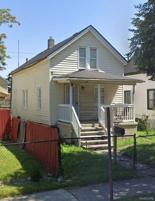 109 Pine St, River Rouge, MI, 48218-1614 | Card Image