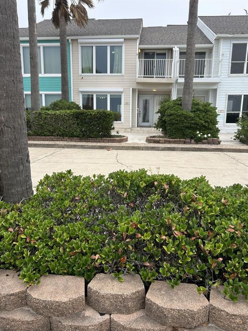 4-8402 Seawall Boulevard, Galveston, TX, 77554 | Card Image