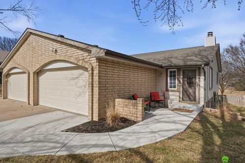 1828 Normandy Ln, Lincoln, NE, 68512-1465 | Card Image