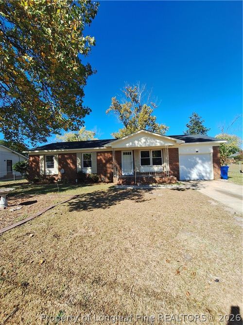 5627 Carson Dr, Fayetteville, NC, 28303-2705 | Card Image
