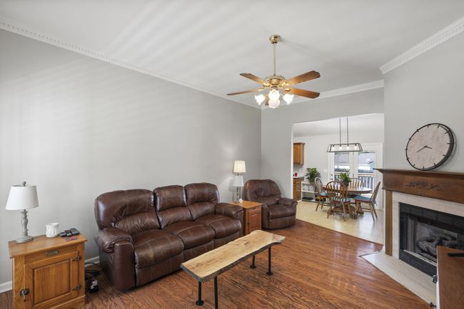409 Grove St, House other with 3 bedrooms, 2 bathrooms and 2 parking in Greenbrier TN | Image 5