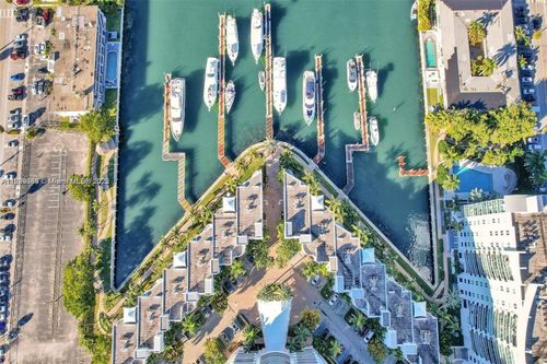 apt-1008-7910 Harbor Island Dr, North Bay Village, FL, 33141-3391 | Card Image