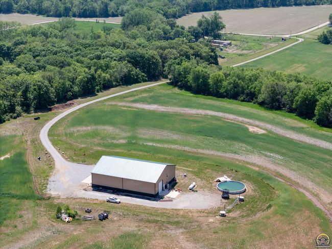 14426 110 Th St, House other with 5 bedrooms, 3 bathrooms and null parking in Oskaloosa KS | Image 64