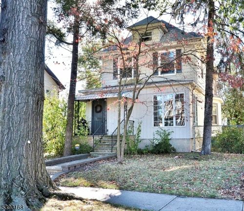 164 E Clay Ave, Roselle Park, NJ, 07204-2050 | Card Image