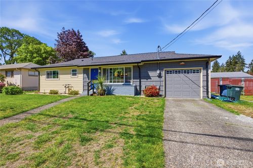 8414 Leona Way Sw, Lakewood, WA, 98499-2652 | Card Image